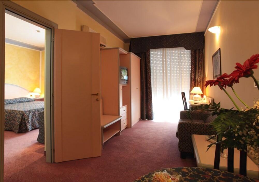 Hotel Grazia Deledda Sassari Exteriér fotografie