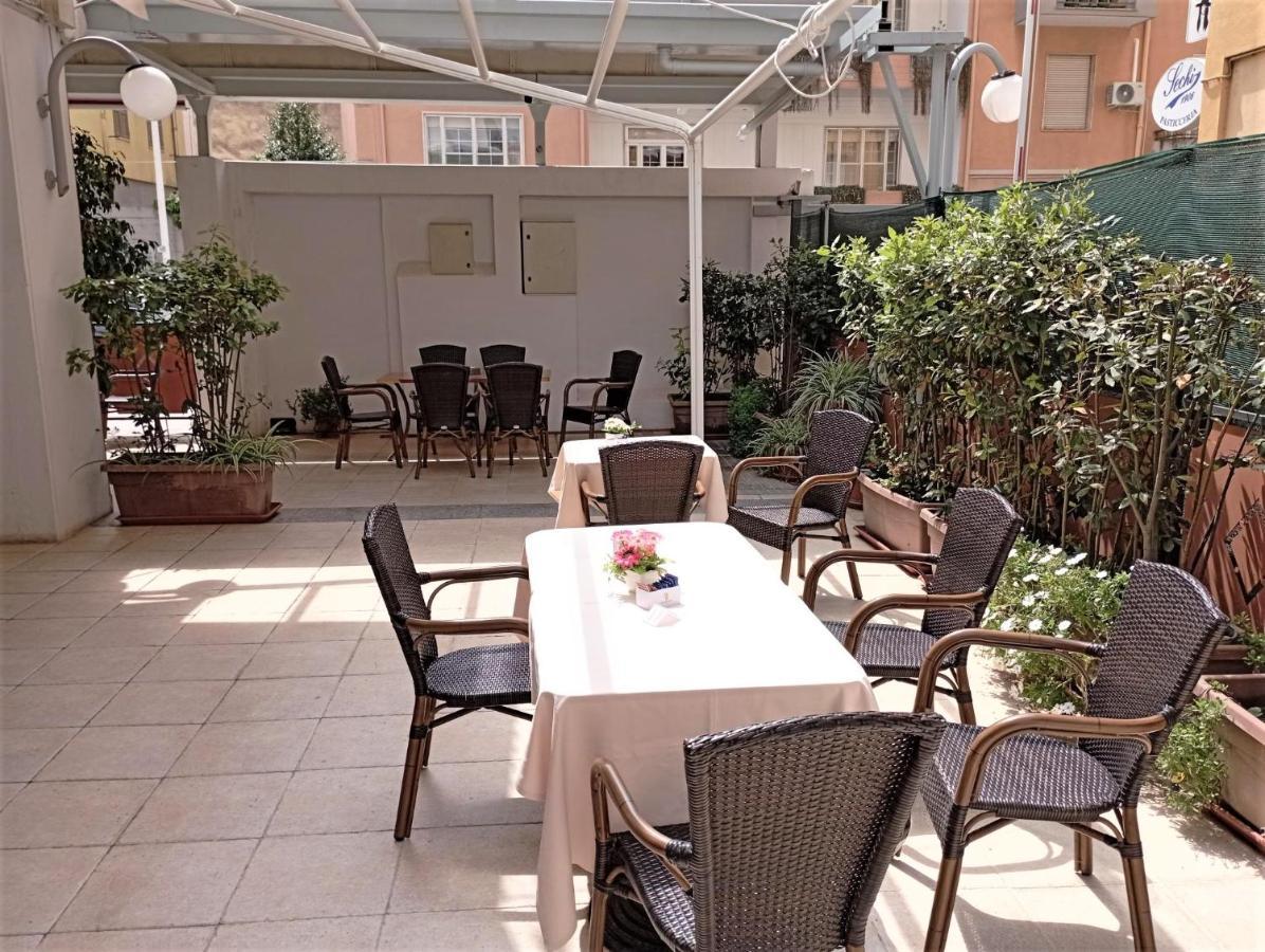 Hotel Grazia Deledda Sassari Exteriér fotografie