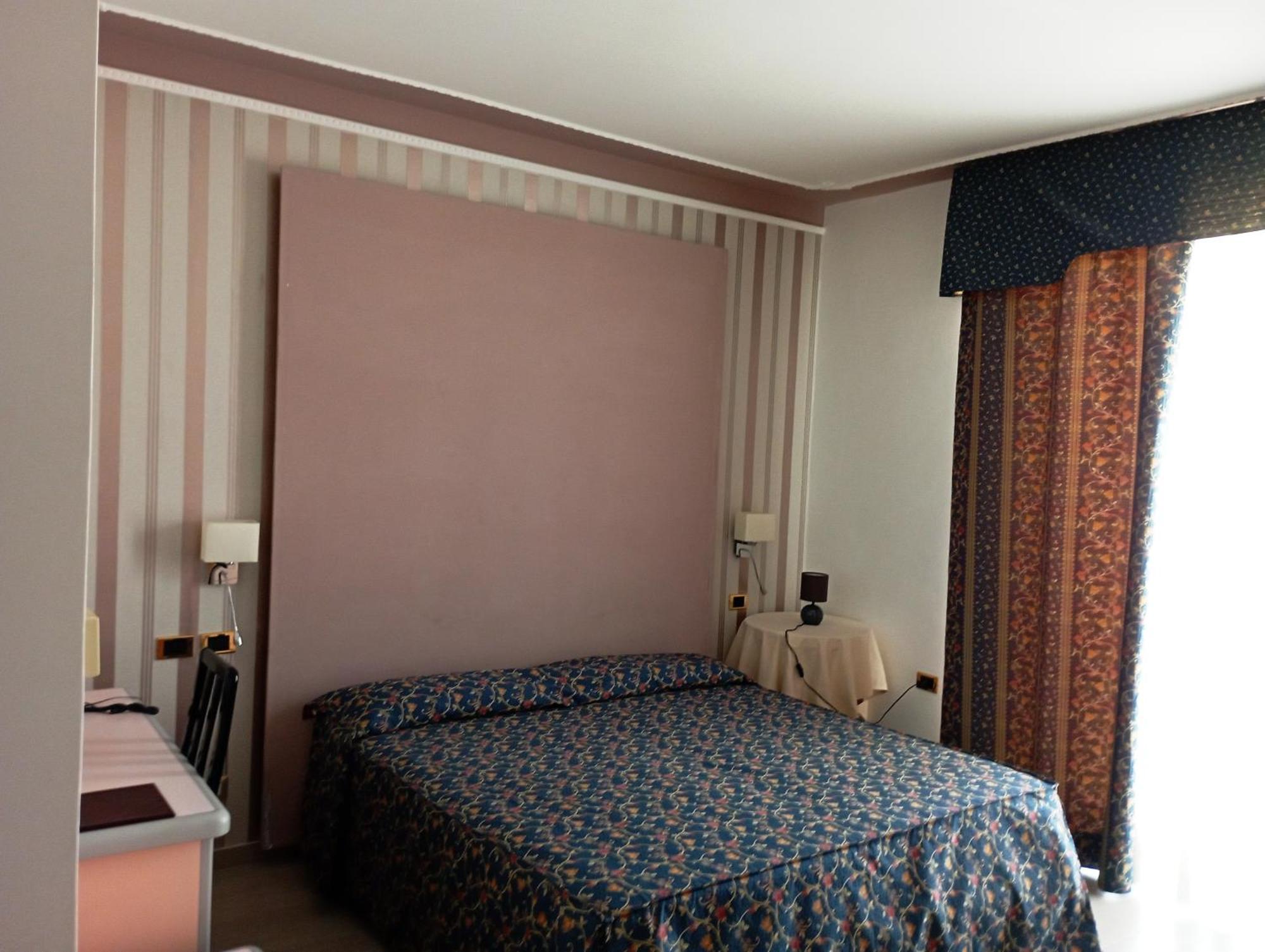 Hotel Grazia Deledda Sassari Exteriér fotografie